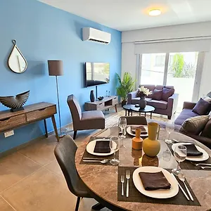 Apartament Sealife Citycenter Residences, Larnaca
